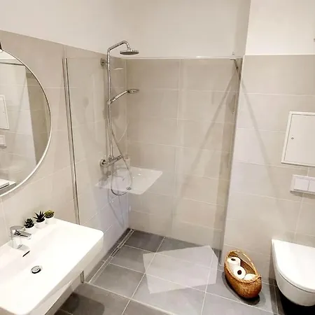 Homelystay - Downtown App Apartment Graz