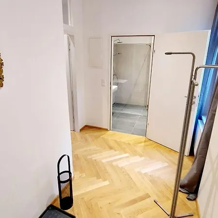 Apartment Homelystay - Downtown App *