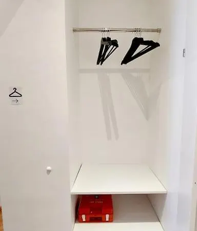 Homelystay - Downtown App *